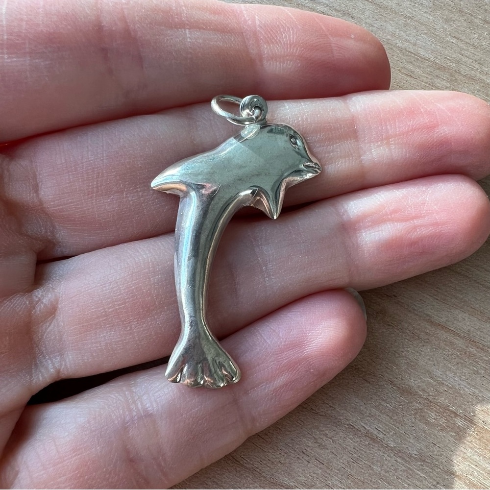925 sterling Silver dolphin pendant charm